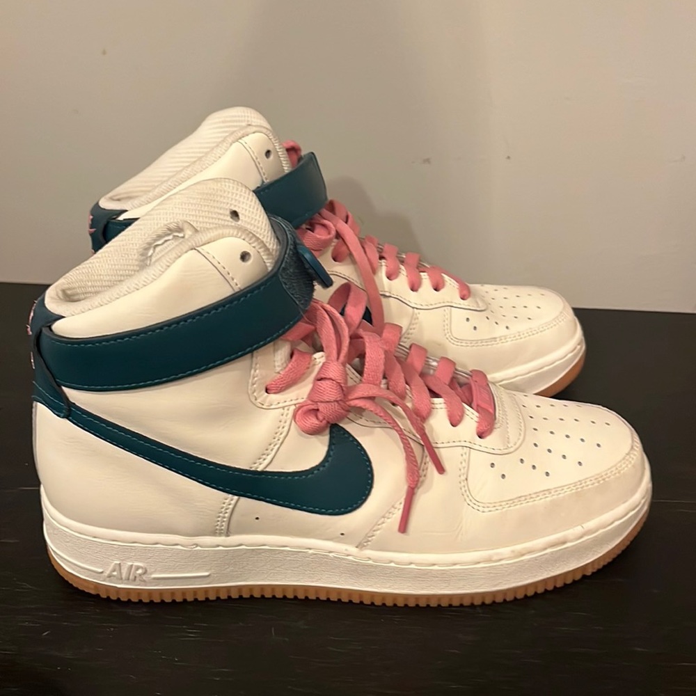 Women’s Nike air high tops